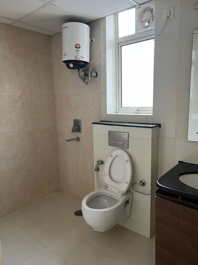 Bathroom, conscient-heritage-one 3 Bedroom 1555 Sq.Ft. Apartment In Sector 62 Gurgaon 10438627