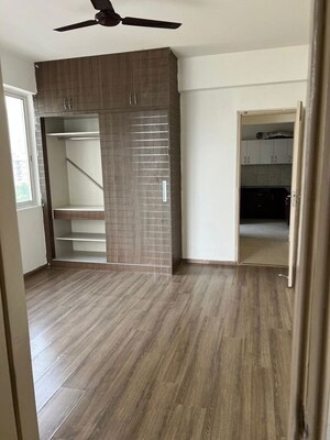 Room in 3 BHK Apartment at Conscient Heritage One, Sector 62 – for Sale
