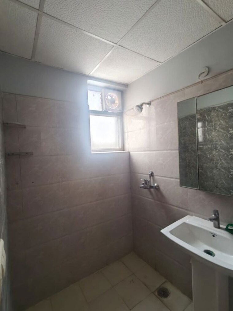 Bathroom, ace-city 3 Bedroom 1325 Sq.Ft. Apartment In Sector 1 Greater Noida Greater Noida 10437966