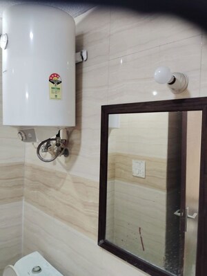 Room in 1 RK Apartment at Supertech Ecociti, Sector 137 – for Rent