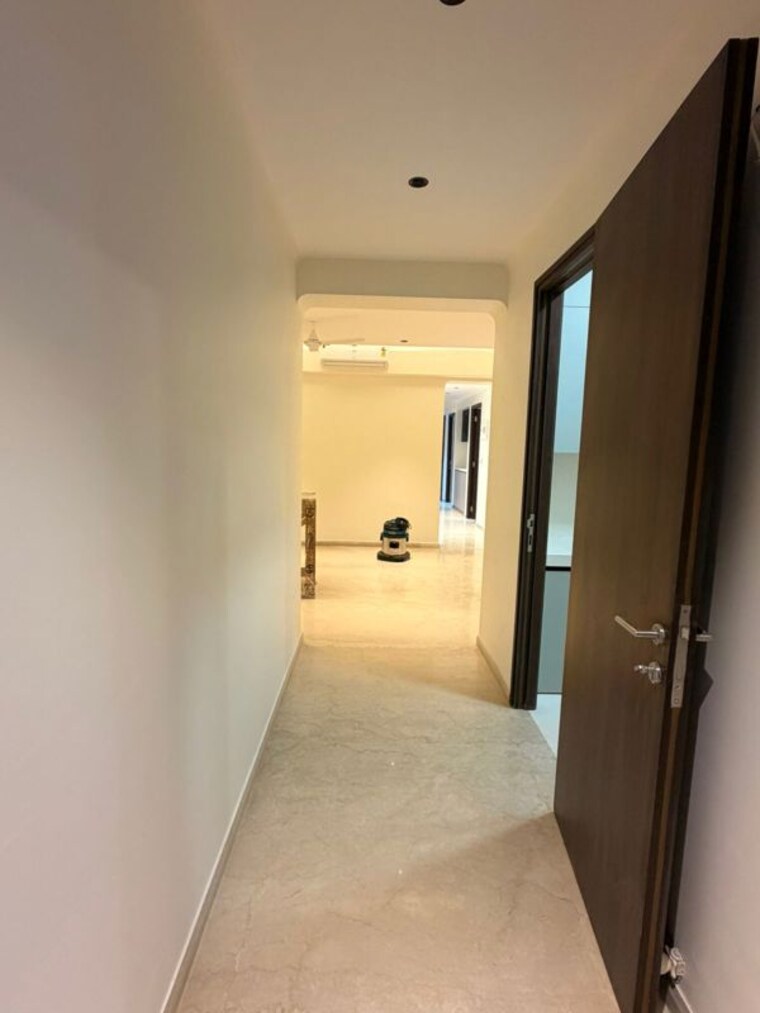 Room, kalpataru-magnus 4 Bedroom 1647 Sq.Ft. Apartment In Bandra East Mumbai 10438690