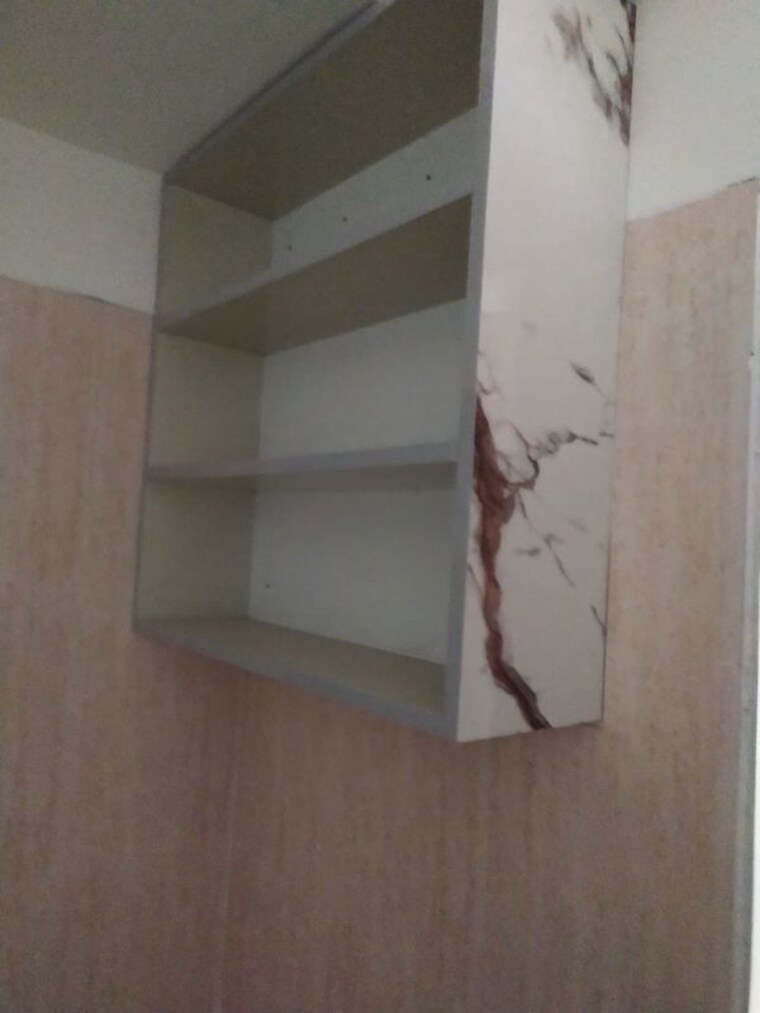 Bathroom, dlf-regal-gardens  1750 Sq.Ft. Apartment In Sector 90 Gurgaon 10438552