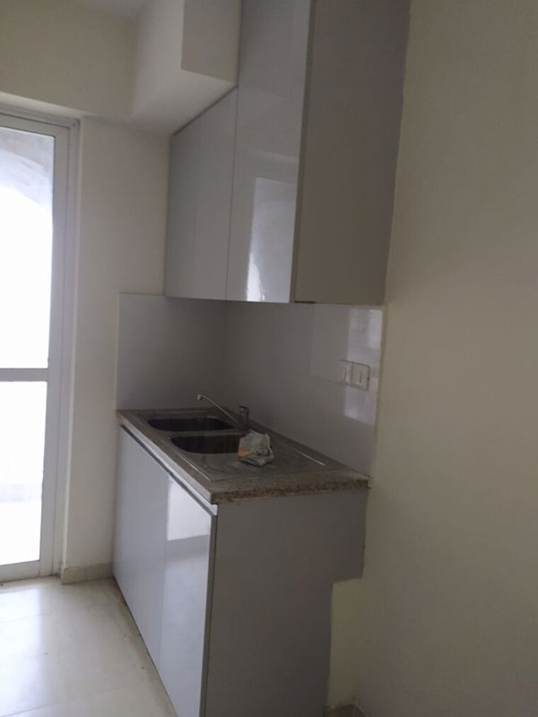 Kitchen, dlf-regal-gardens  1750 Sq.Ft. Apartment In Sector 90 Gurgaon 10438552