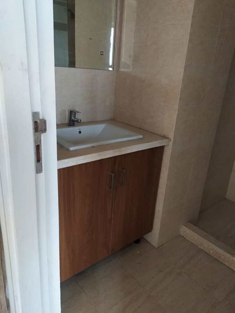 Bathroom, dlf-regal-gardens  1750 Sq.Ft. Apartment In Sector 90 Gurgaon 10438552