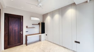 Room in 4 BHK Builder Floor at Adani Samsara Ivana, Sector 63 – for Sale