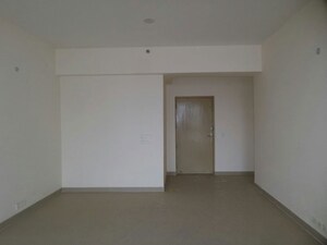 Room in 3 BHK Apartment at Orchid Petals, Sector 49 – for Sale