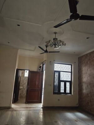 Furnished Amenities in 2 BHK Apartment at Umang Summer Palms, Sector 86 – for Sale