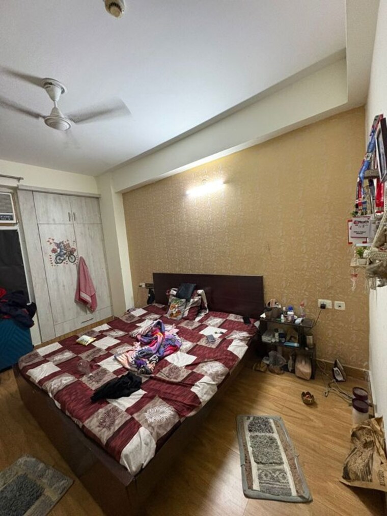 Bedroom, galaxy-north-avenue 3 Bedroom 1250 Sq.Ft. Apartment In Gaur City 1 Greater Noida 10438769