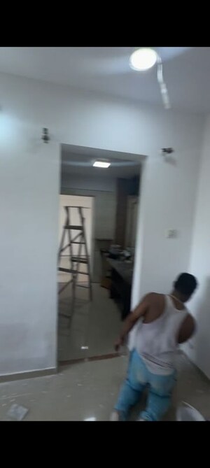 Staircase in 1 BHK Apartment at Nehru Nagar – for Rent