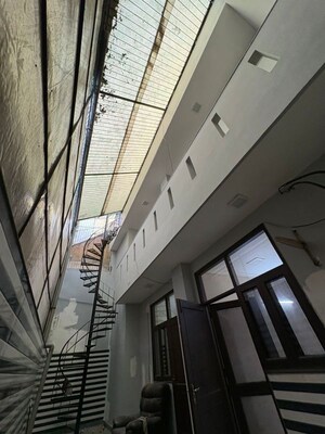 5 BHK Villa – Exterior View View at RWA Apartments Sector 52, Sector 52 - for Rent