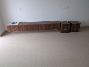 Room in 3 BHK Apartment at Karle Vario Homes, Hebbal – for Rent