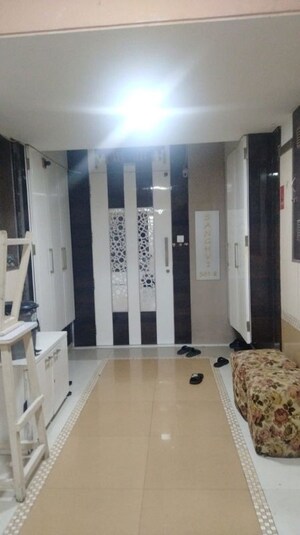 1 BHK Apartment – Entrance View at Grant Road - for Sale