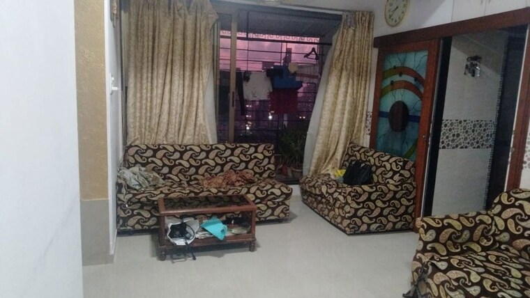 Living Room, grant road 1 Bedroom 460 Sq.Ft. Apartment In Grant Road Mumbai 10438841