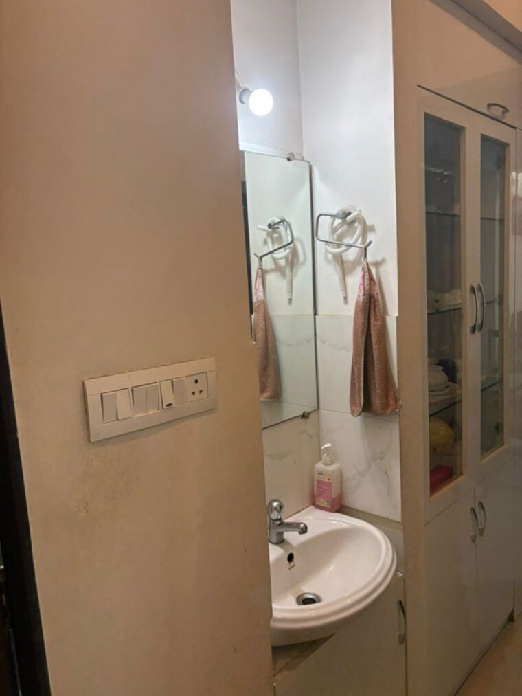 Bathroom, mohannagar-chs 2 Bedroom 850 Sq.Ft. Apartment In Baner Pune 10438844