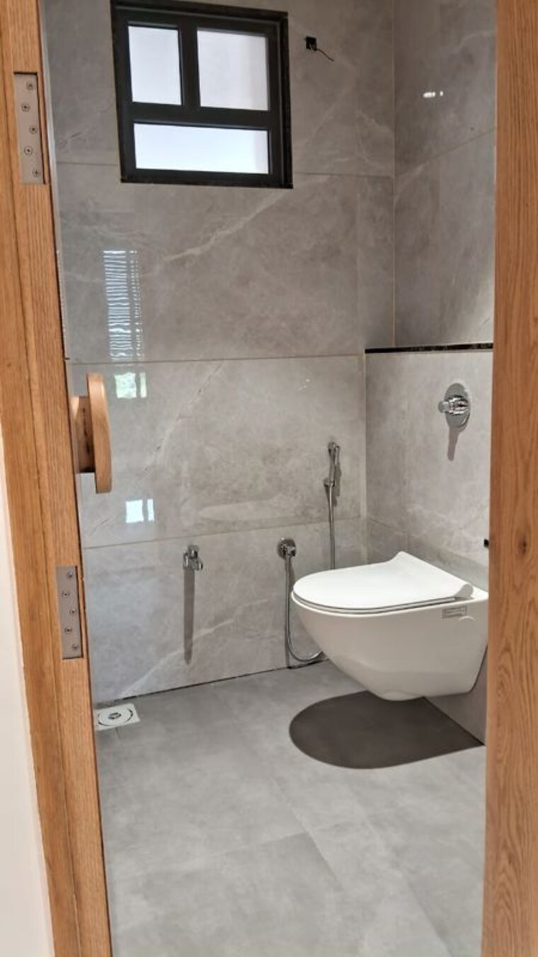 Bathroom, nysa-crosswind 3 Bedroom 1580 Sq.Ft. Apartment In Bhayli Vadodara 10438833