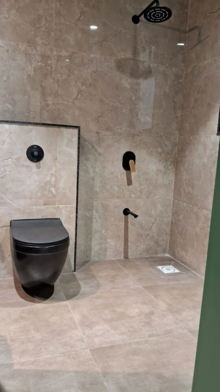 Bathroom, nysa-crosswind 3 Bedroom 1580 Sq.Ft. Apartment In Bhayli Vadodara 10438833
