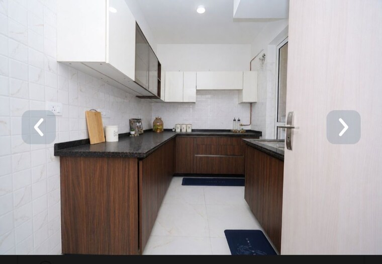 Kitchen, bestech-park-view-altura 3 Bedroom 2015 Sq.Ft. Apartment In Sector 79 Gurgaon 10438843