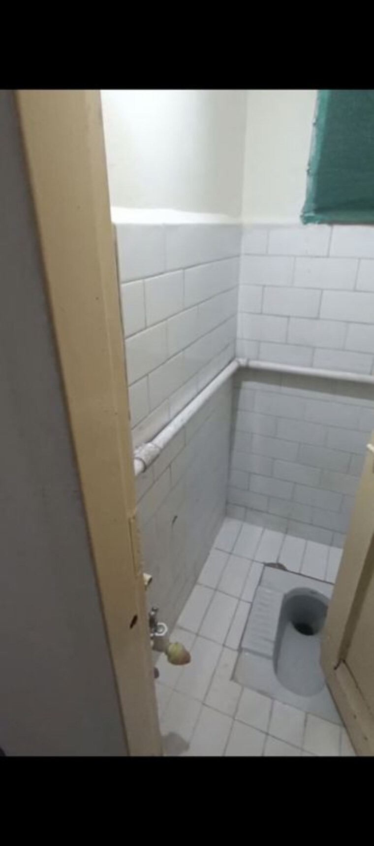 Bathroom, kumar-urban-kk-market 1 Bedroom 500 Sq.Ft. Apartment In Dhankawadi Pune 10438868