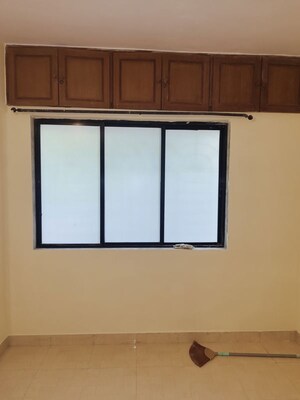 Room in 1 BHK Apartment at Shree Laxmi Park 1, Vartak Nagar – for Rent