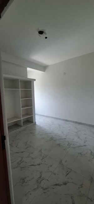 Room in 3 BHK Apartment at Chanda Nagar – for Sale