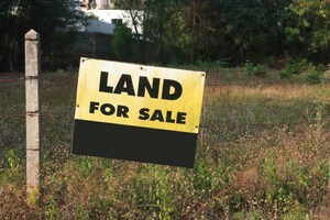  Plot For Sale in Makkamkunnu