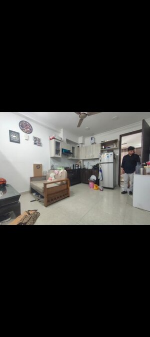 Living Room in 2 BHK Apartment at Sector 10a – for Rent