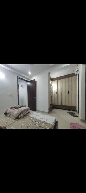 Bedroom in 2 BHK Apartment at Sector 10a – for Rent