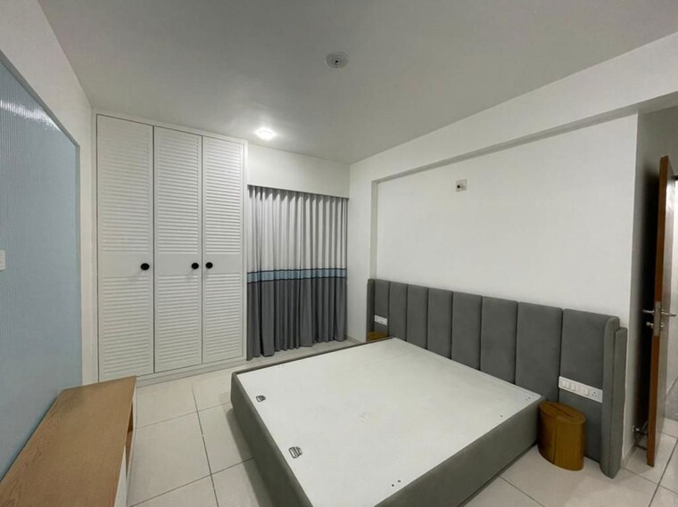 Bedroom, siddhivinayak-highland 3 Bedroom 1280 Sq.Ft. Apartment In Bhayli Vadodara 10438901