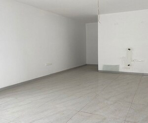 Room in 4 BHK Villa at Singapur – for Sale