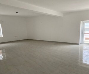 Room in 4 BHK Villa at Singapur – for Sale