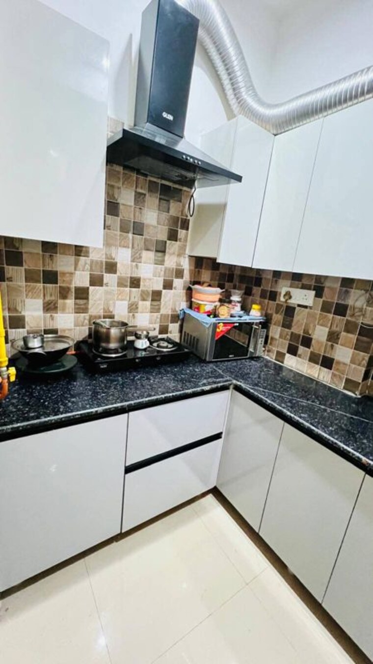 Kitchen, mahagun-mywoods 3 Bedroom 1485 Sq.Ft. Apartment In Sector 16c Greater Noida Greater Noida 10438968