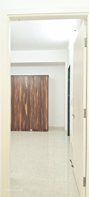 Furnished Amenities in 1 BHK Apartment at Hiranandani Estate Villa Carino, Ghodbunder Road – for Rent