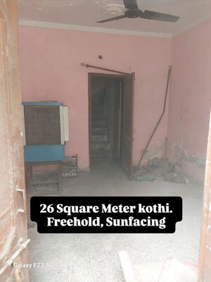 Furnished Amenities in 2 BHK Villa at Rohini Sector 8 – for Sale