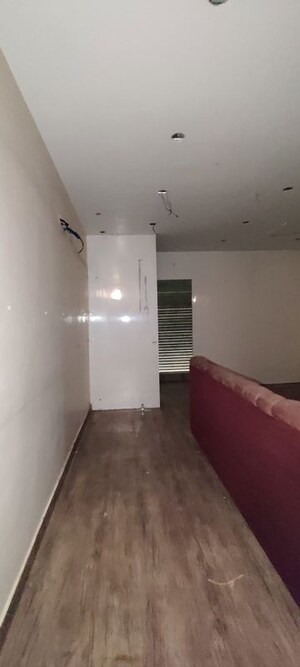 Building Lobby in  Showroom at Pandri – for Rent