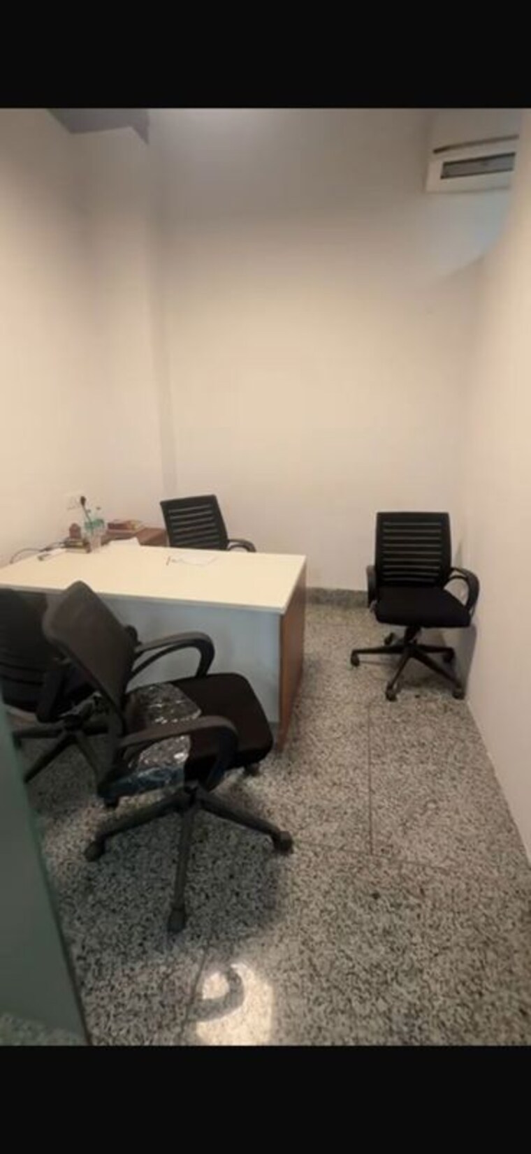 Team Area, sector 10 Commercial Office Space 897 Sq.Ft. In Sector 10 Noida 10438941