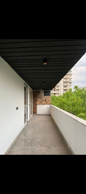 Balcony in 2 BHK Builder Floor at Sector 10a – for Rent