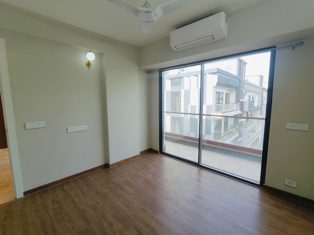 3 BHK + Basement 1650 Sq.Ft. Apartment in Signature Global City 63A