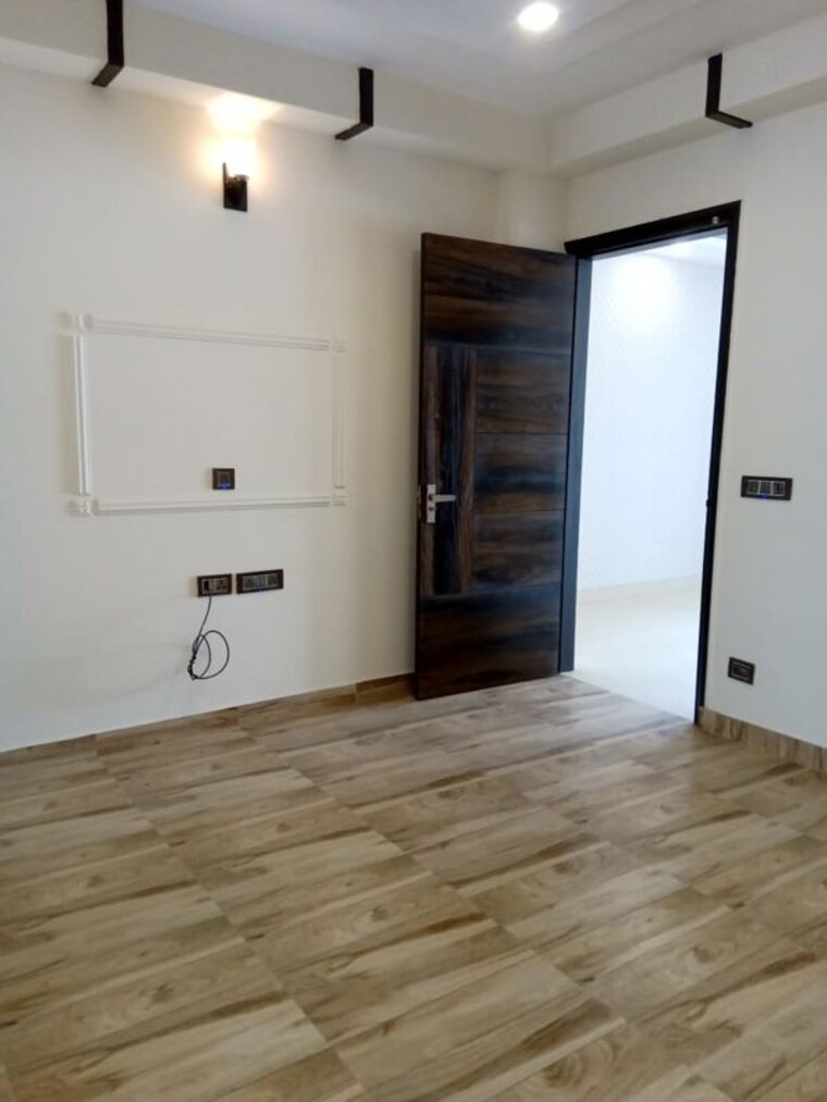 Room, ireo-uptown 3.5 Bedroom 1872 Sq.Ft. Apartment In Sector 66 Gurgaon 10439007