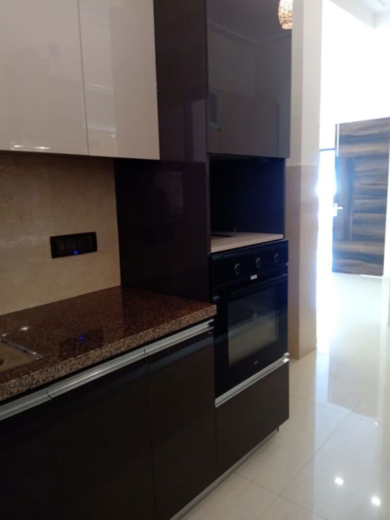 Kitchen, ireo-uptown 3.5 Bedroom 1872 Sq.Ft. Apartment In Sector 66 Gurgaon 10439007