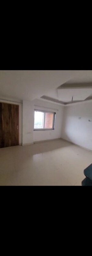 Room in 3 BHK Builder Floor at Model Town – for Rent