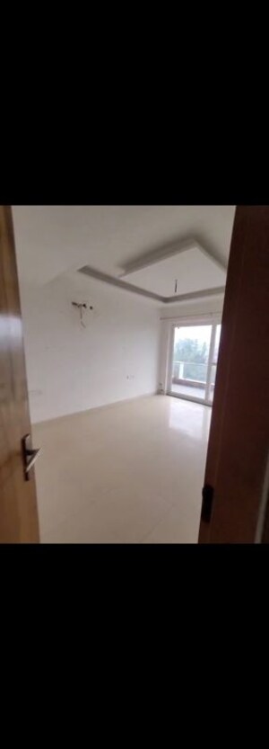 Room in 3 BHK Builder Floor at Model Town – for Rent