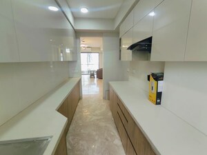 Building Lobby in 3 BHK Apartment at Signature Global City 63A, Sector 63a – for Rent