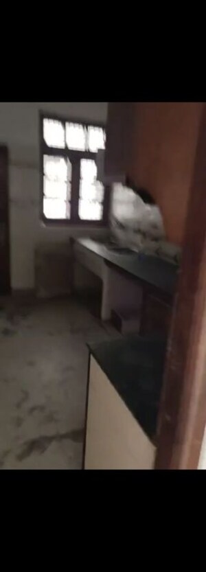 Furnished Amenities in 3.5 BHK Independent House at Sector 15 – for Rent