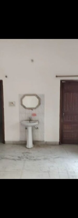 Bathroom in 3.5 BHK Independent House at Sector 15 – for Rent