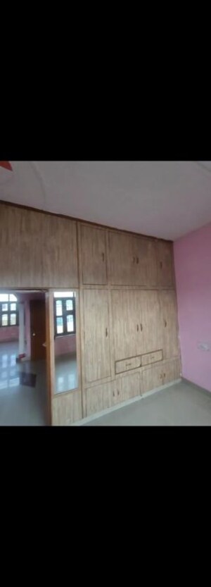 2 BHK Builder Floor For Rent in Sector 15