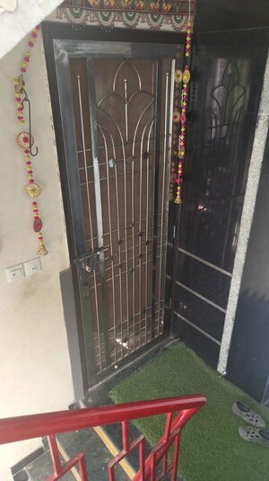 Building Lobby in 2 BHK Apartment at Shree Vardhman Mantra, Sector 67 – for Rent