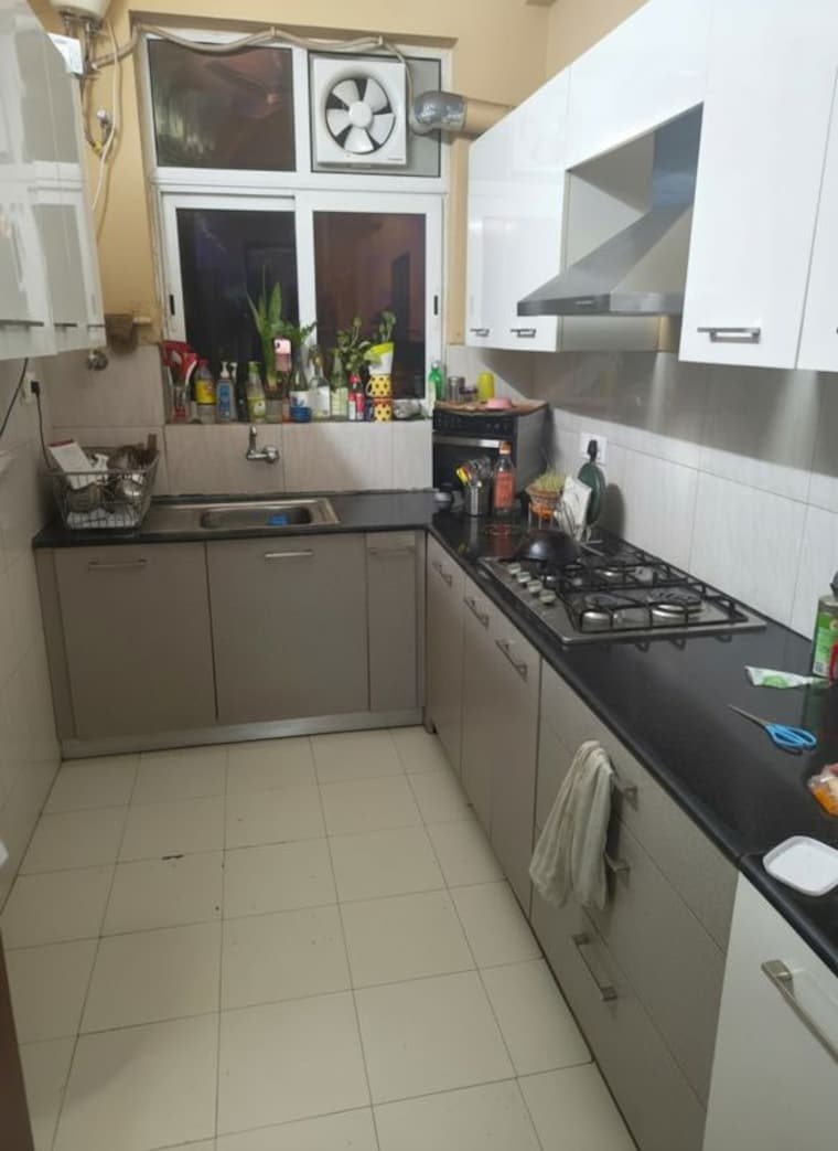 Kitchen, shree-vardhman-mantra 2 Bedroom 720 Sq.Ft. Apartment In Sector 67 Gurgaon 10439032