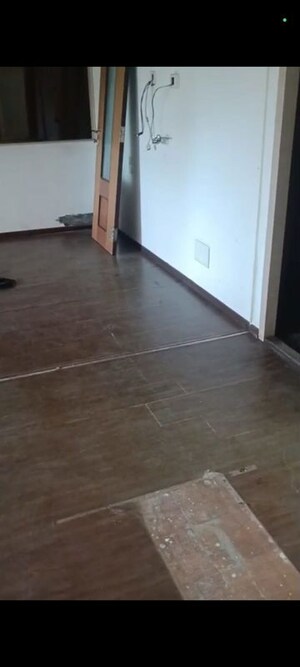Room in  Office Space at Dalamal House, Nariman Point – for Rent