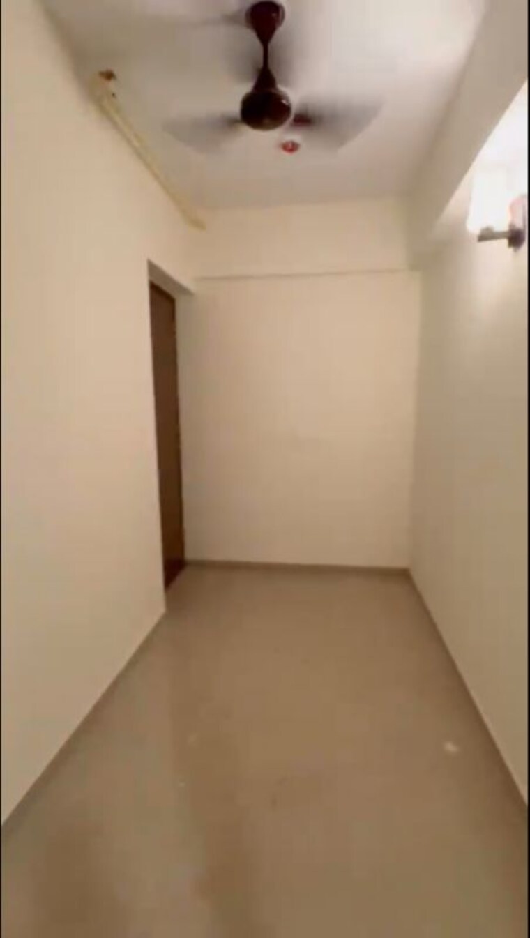 Room, presithum 3 Bedroom 1850 Sq.Ft. Apartment In Sector 25 Yamuna Expressway Greater Noida 10439047