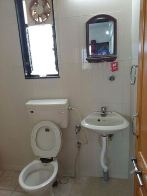 Bathroom in 2 BHK Apartment at Kumar Padmalaya, Aundh – for Rent